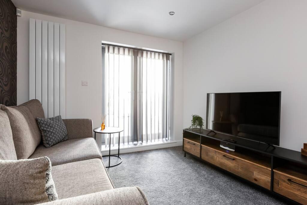 Victoria - 2 Bedroom Parking Wi-fi Workers Apartment